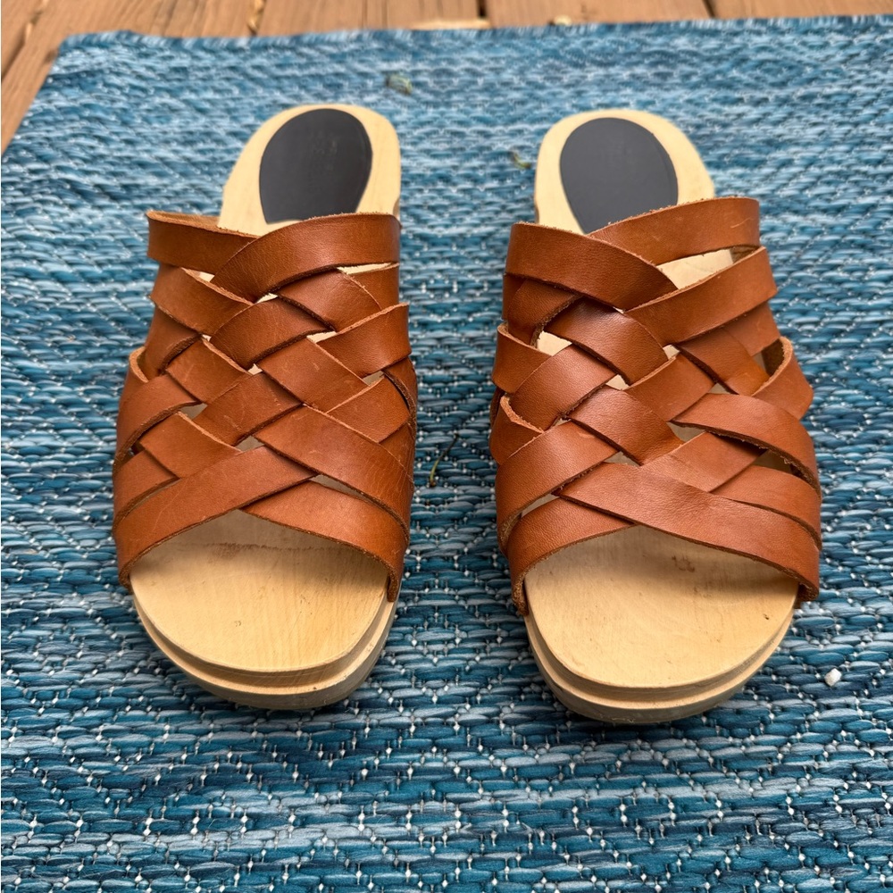 Swedish Hasbeens Tan Leather Woven Mules Clogs - Picture 3 of 5